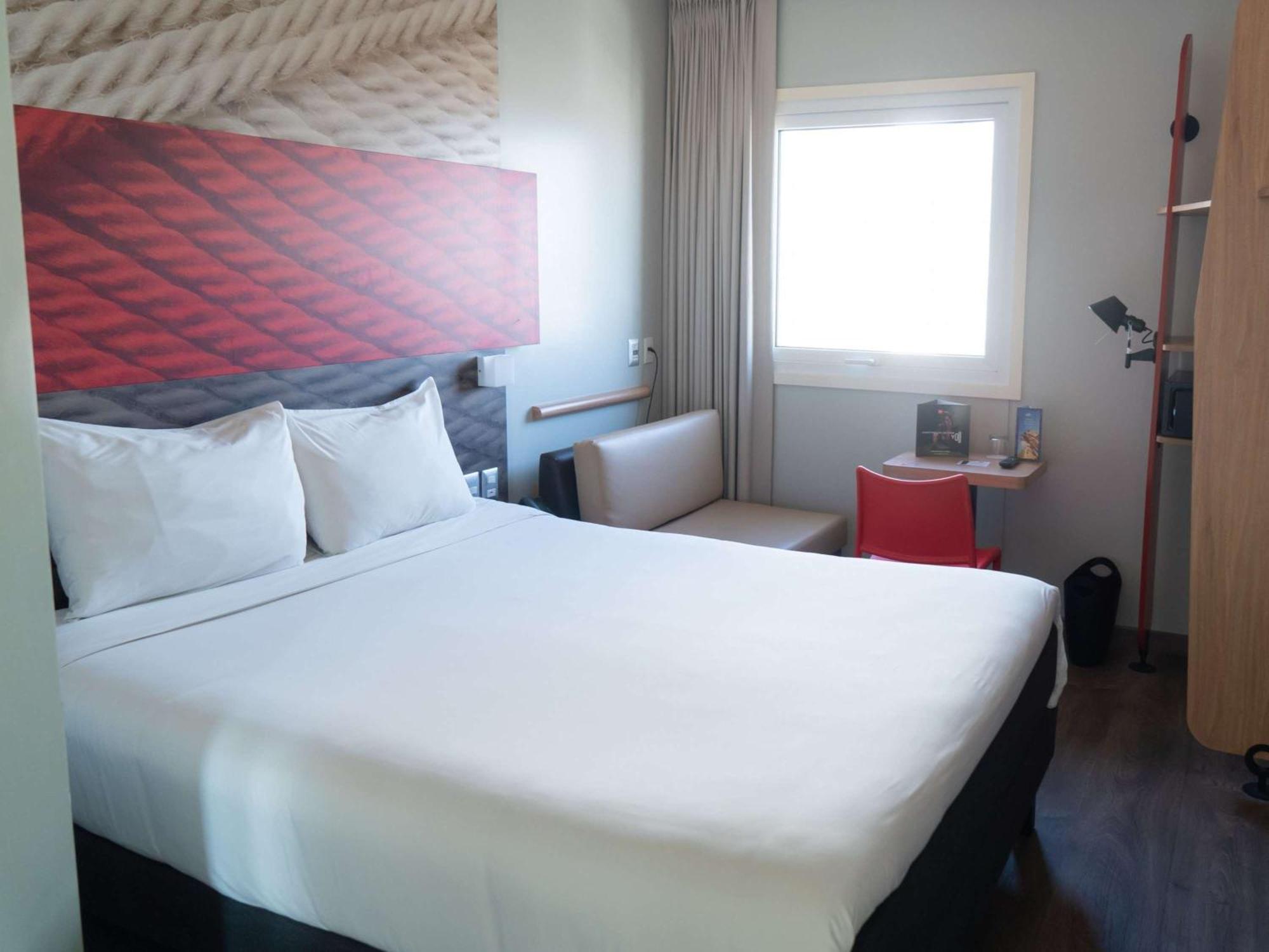 Hotel Ibis Trujillo Exterior foto
